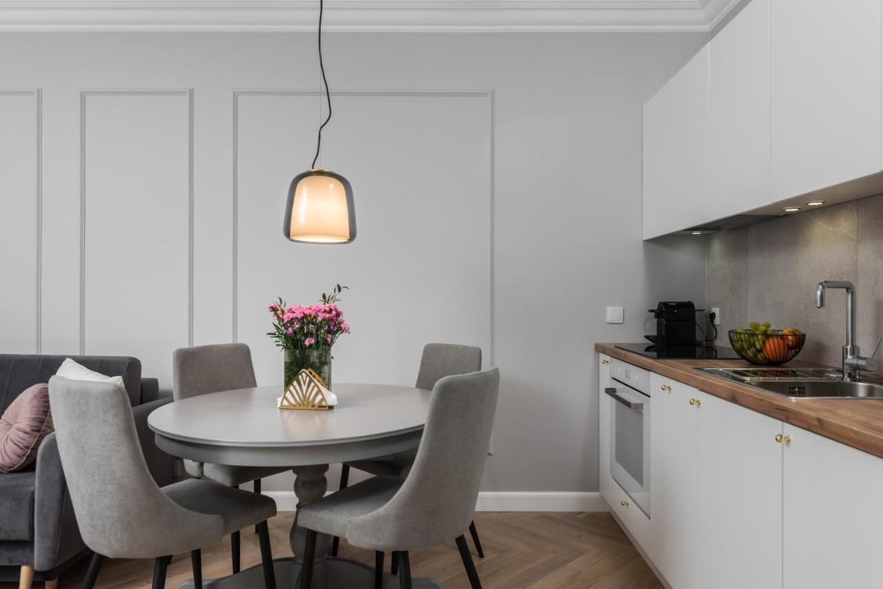 Wielopole17 Miro Apartment With Ac Krakow Dış mekan fotoğraf